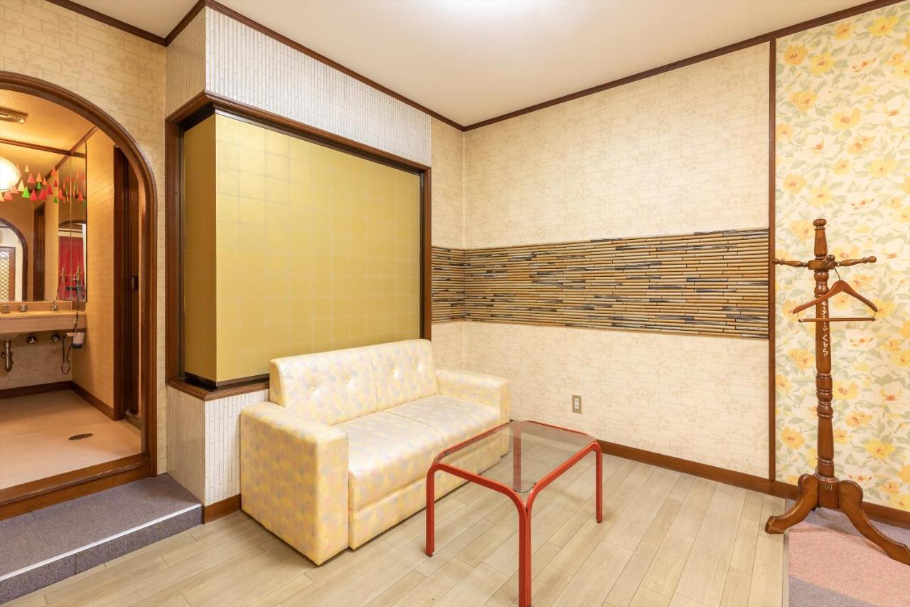 Oyo Hotel Tatsuyoshi Sennan Misakimachi 탄노와 외부 사진