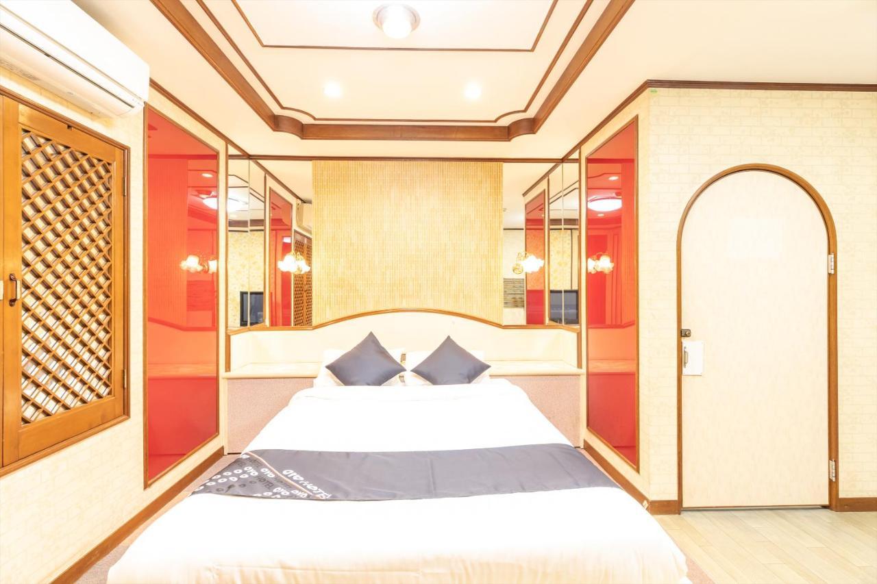 Oyo Hotel Tatsuyoshi Sennan Misakimachi 탄노와 외부 사진